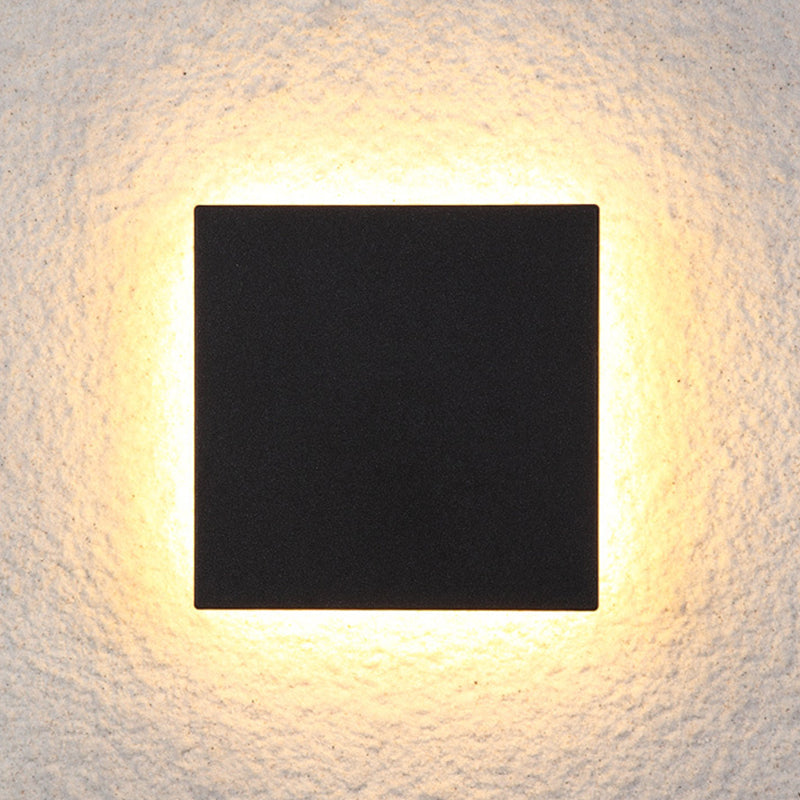 Waterproof LED wall light, an elegant solution for bright exterior illumination.