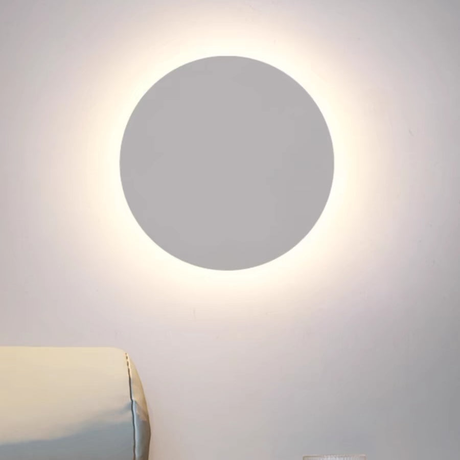 Contemporary outdoor wall lamp, LED lighting for entrance & patio ambiance.