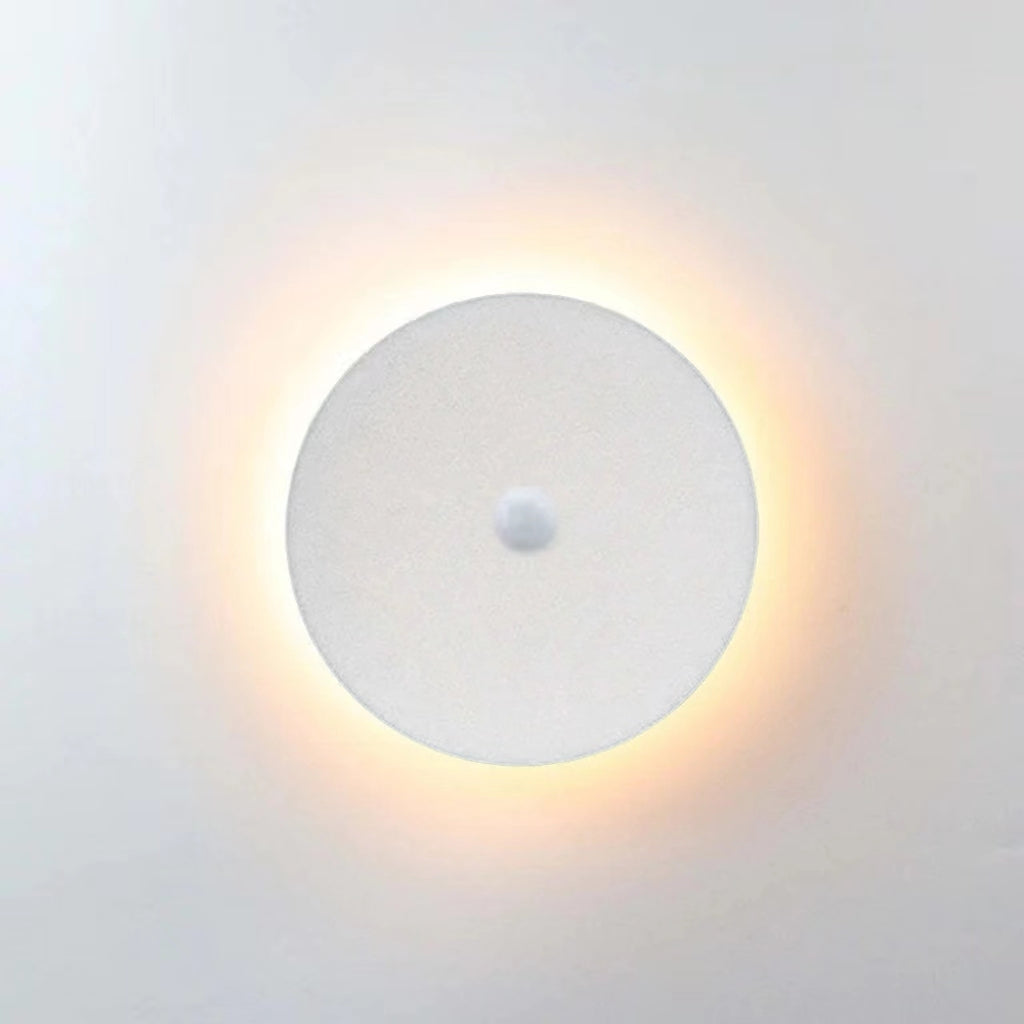 Sleek LED wall lamp, enhancing the modern aesthetic of any outdoor living area.