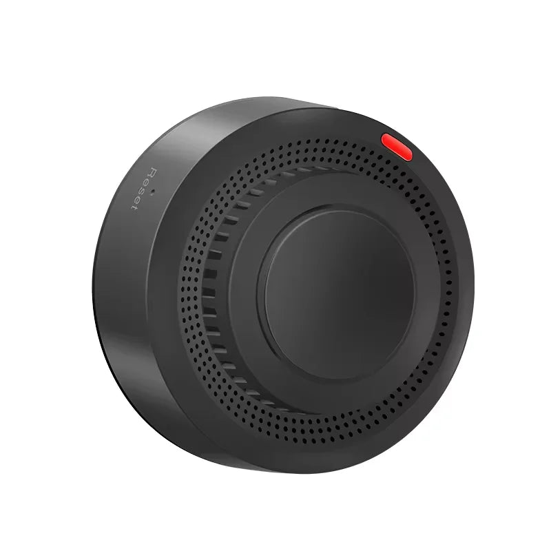 Modern smart home WiFi smoke alarm & heat detector. App-controlled for ultimate fire safety & peace of mind.