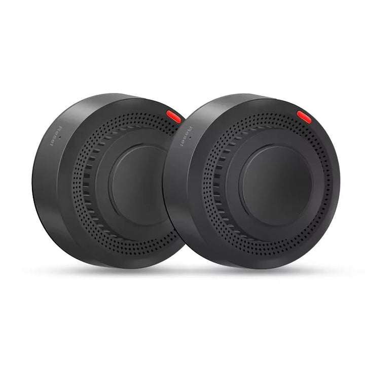 Advanced smart home WiFi smoke & heat detector. 85dB fire alarm provides intelligent app-controlled safety.