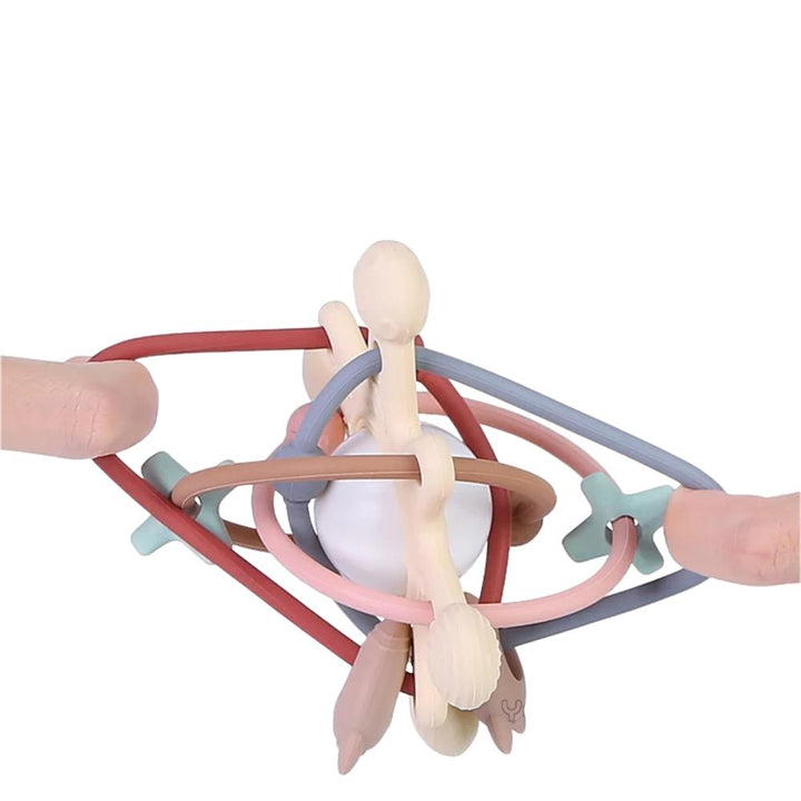 Portable baby bed bell & teether toy with colorful rattles. Engages newborn senses & aids infant development.