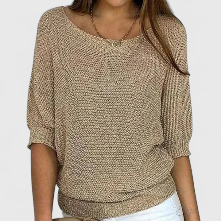 Soft knit women's pullover jumper, perfect for casual wear & autumn fashion. Comfortable long-sleeve sweater.