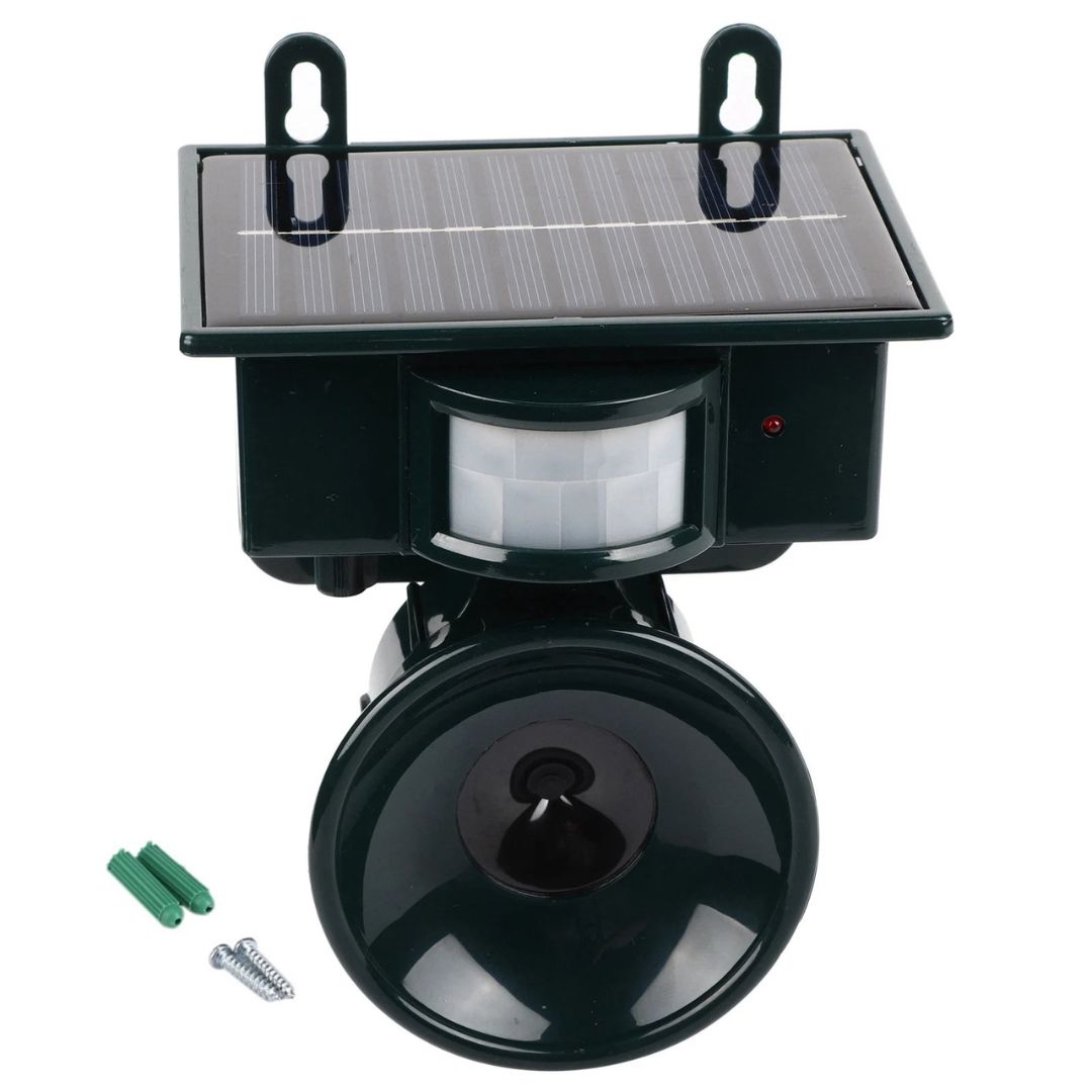 Outdoor solar motion sensor bird scarer for gardens, yards, patios & crop protection.