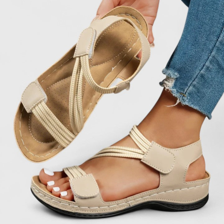 Orthopedic women's sandals for pain relief, featuring excellent arch support & stylish design.