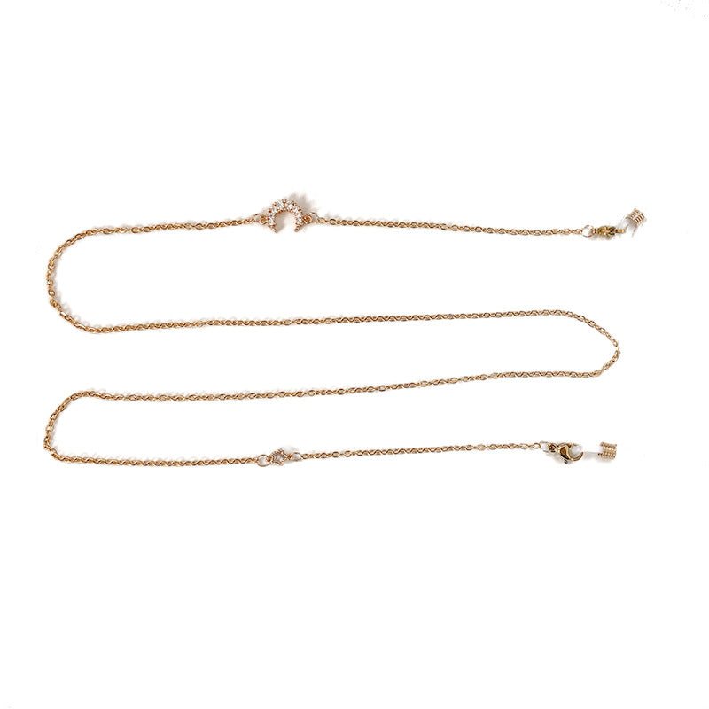 Adjustable women's crystal pendant necklace. Shimmering, elegant jewelry, a versatile fashion accessory for her.