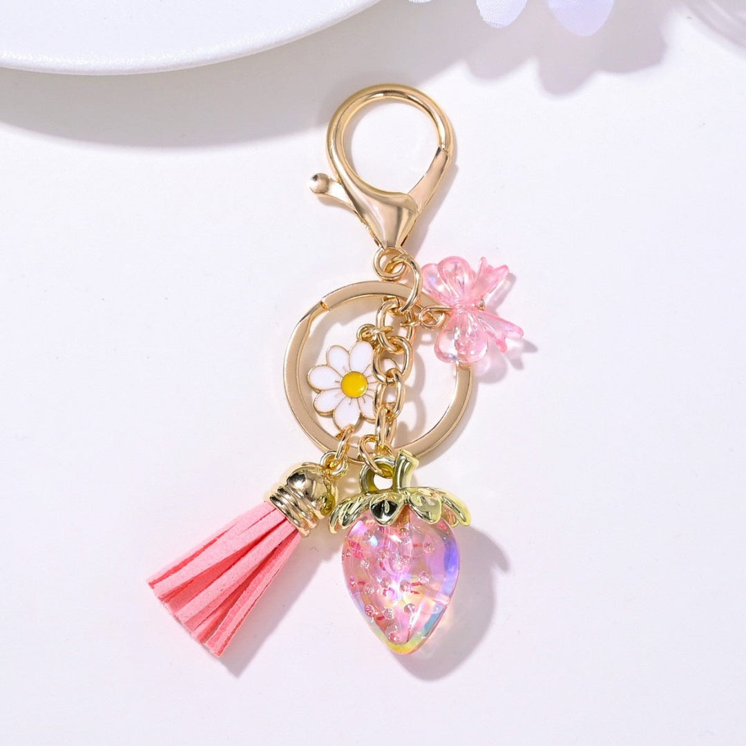 Premium sparkling strawberry key ring for gifts, high quality.
