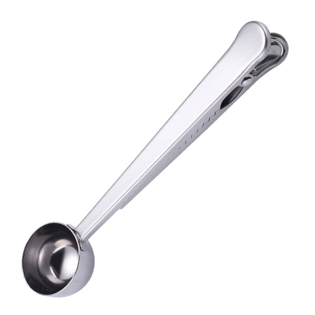 Accurate measuring coffee spoon & bag clip made of stainless steel. Essential for fresh, flavorful coffee.