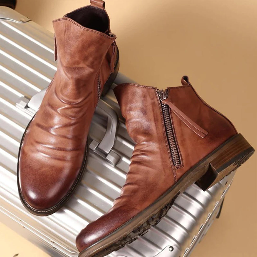 Stylish men's zipper ankle boots, perfect for everyday elegance and versatile fashion. Modern men's footwear.