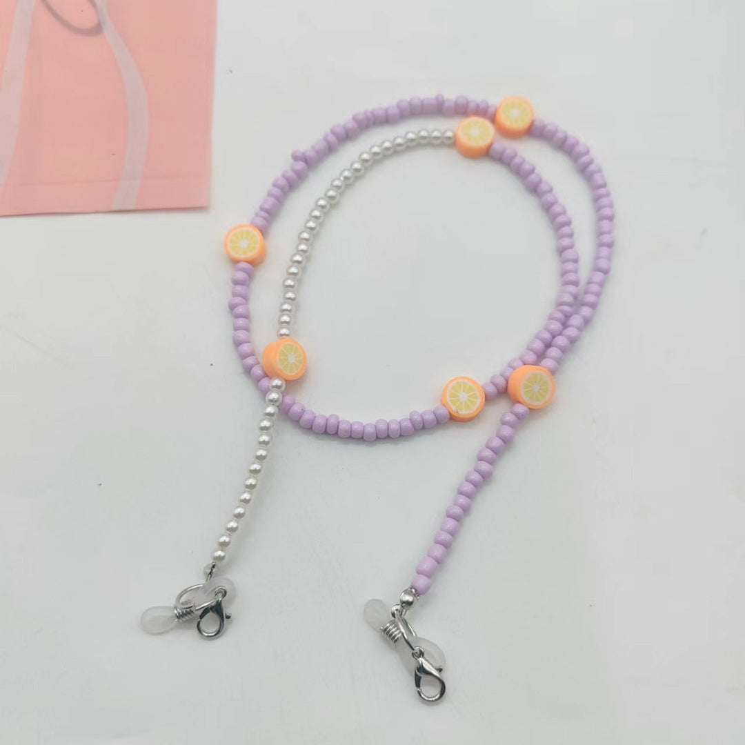 Elegant beaded eyeglasses chain, a versatile fashion accessory for glasses, sunglasses, or as a necklace.