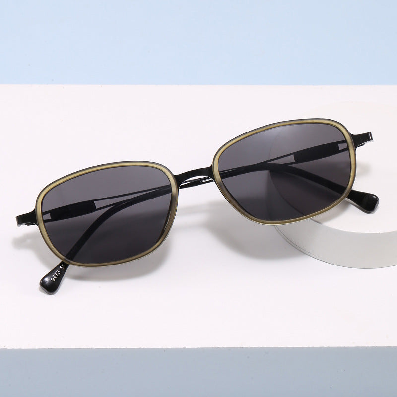 Sleek square frame sunglasses, lightweight & ultra-slim. Essential summer style with full UV eye protection.