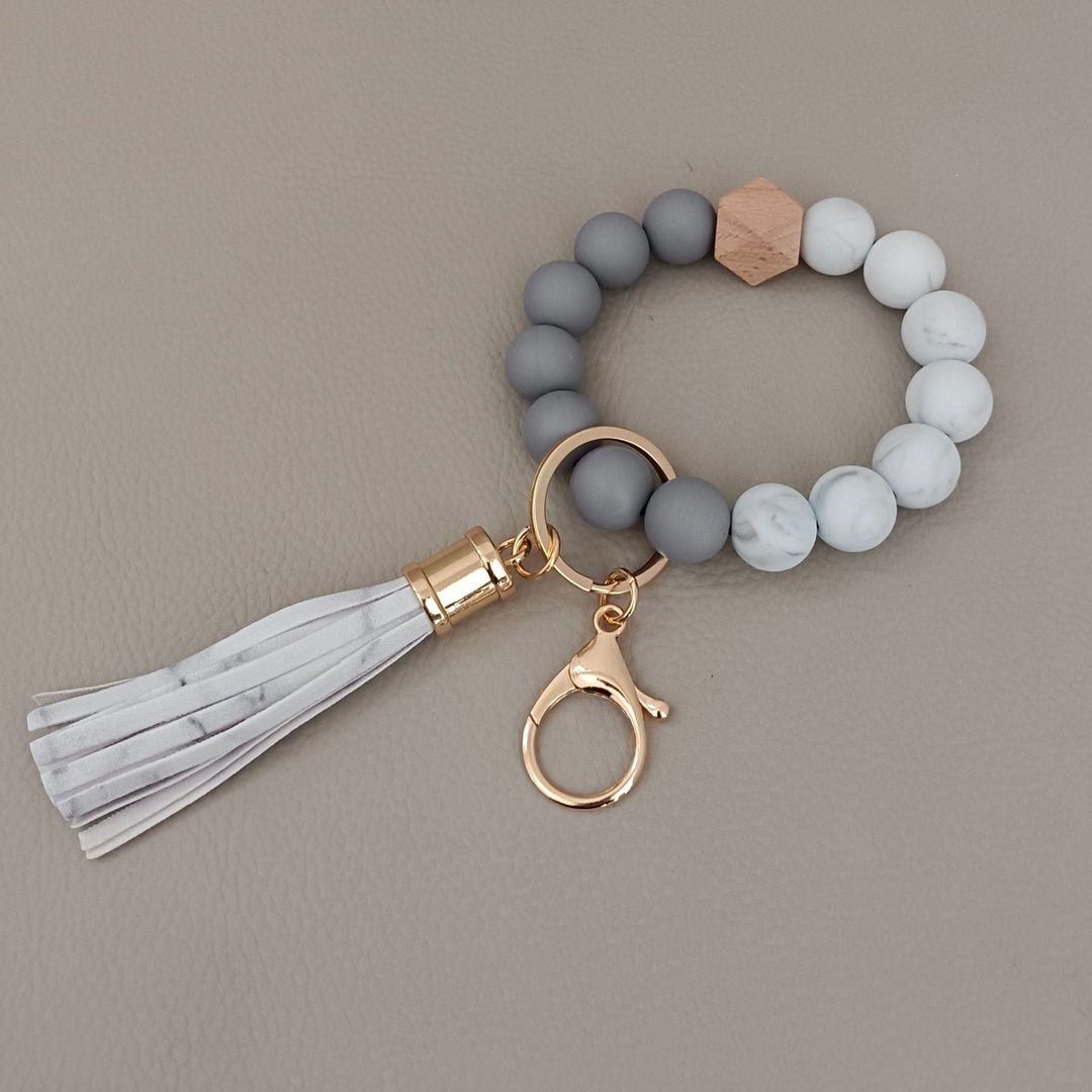 High-quality beaded silicone keychain bracelet, a durable and chic unisex fashion accessory.