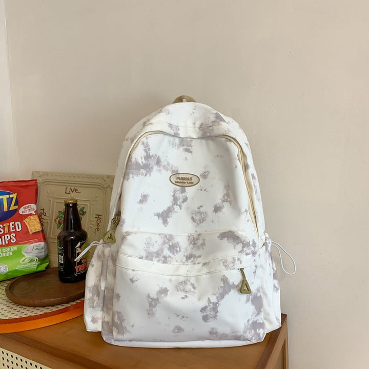 Functional student backpack, unisex and durable. Ideal for school, travel, and daily work commute with ample storage.