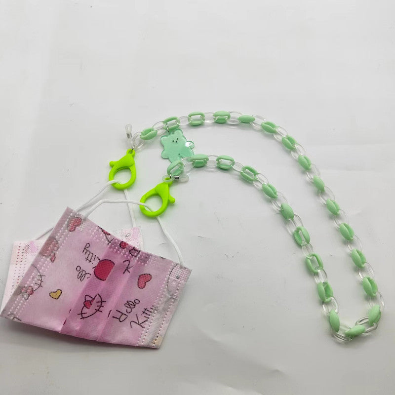 Everyday comfort mask holder chain, stylish and easy-to-use mask lanyard.