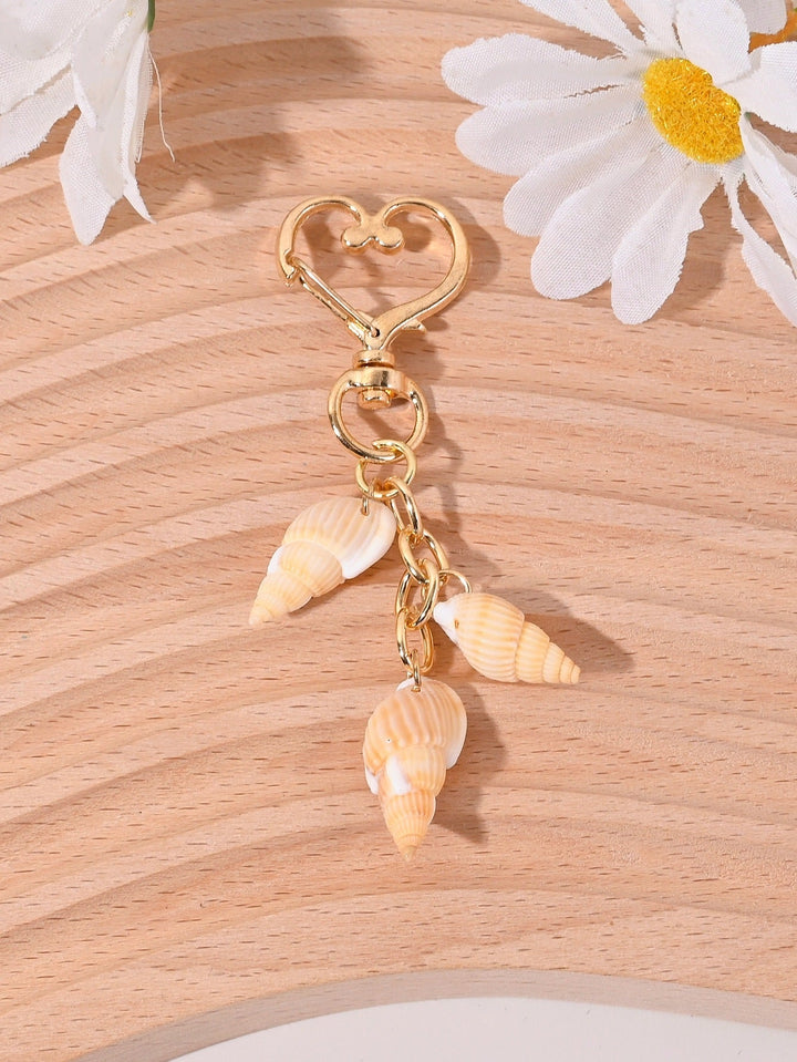 Unique nautical star accessory, functioning as a stylish keychain & key holder.