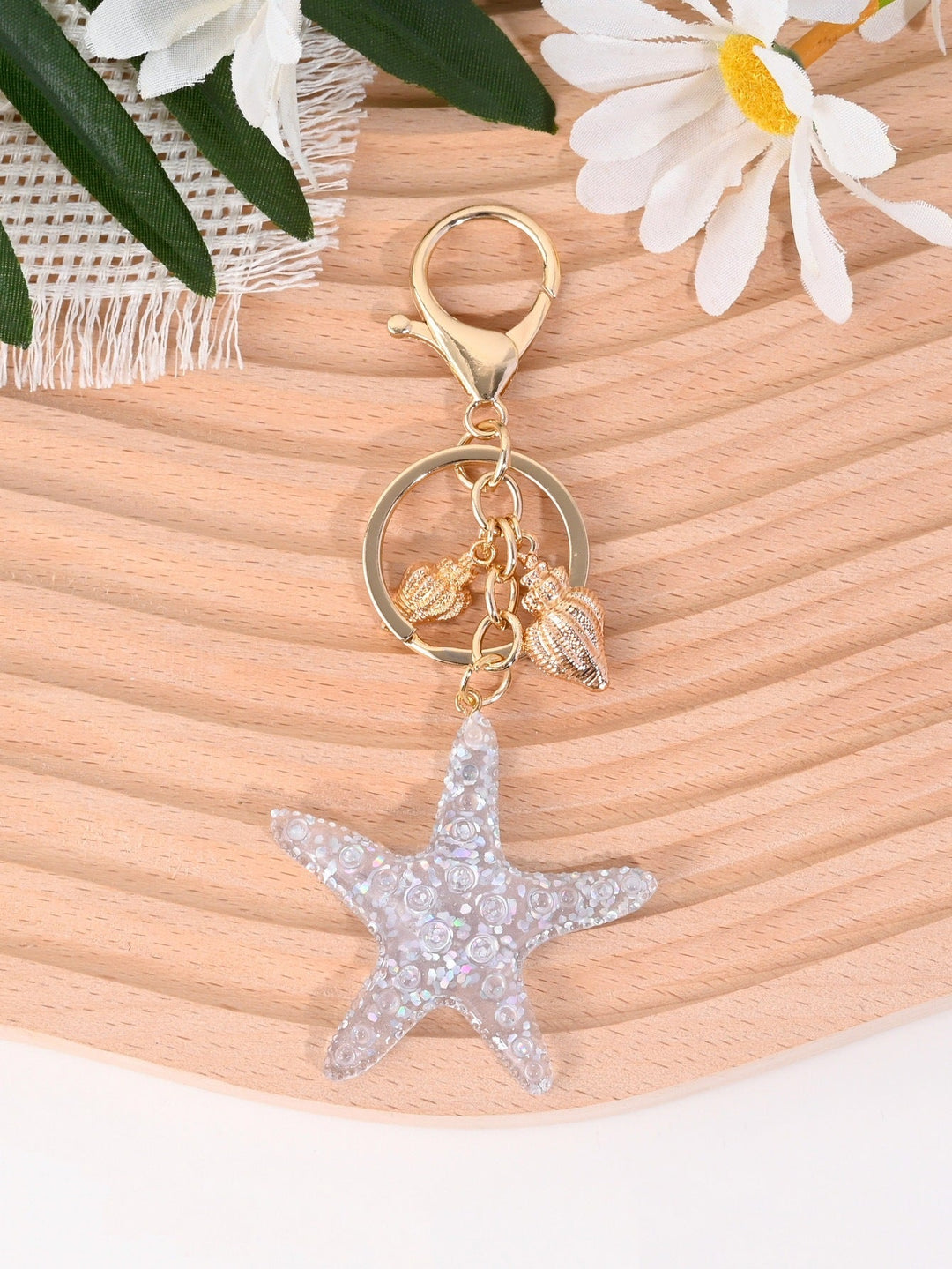 Distinctive nautical star keychain. Stylish maritime accessory and a perfect gift.