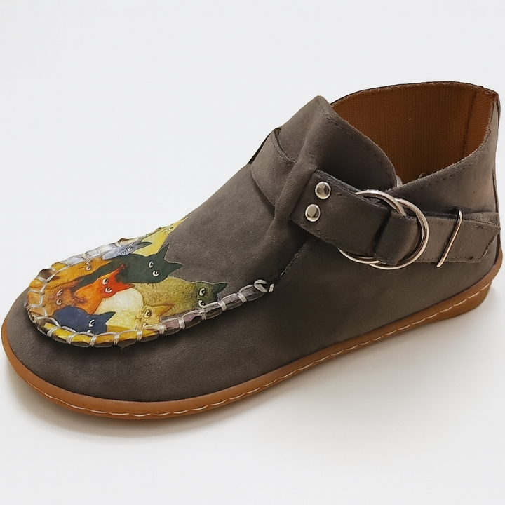 Chic women's ankle boots, designed for supreme comfort. Perfect addition to any fall or winter casual outfit.