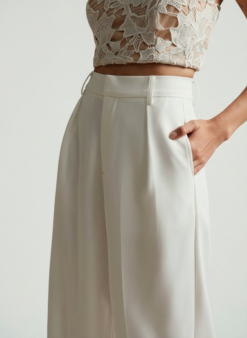 Sophisticated tailored women's pants: high waist, wide leg. Ideal for professional office and elegant occasions.