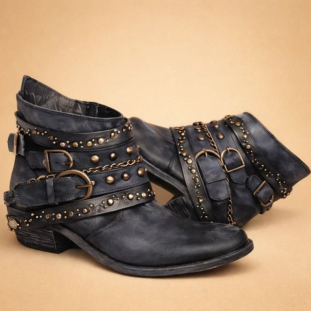 Trendy women's pointed cowboy boots. Versatile western ankle boots with a comfortable block heel for effortless style.