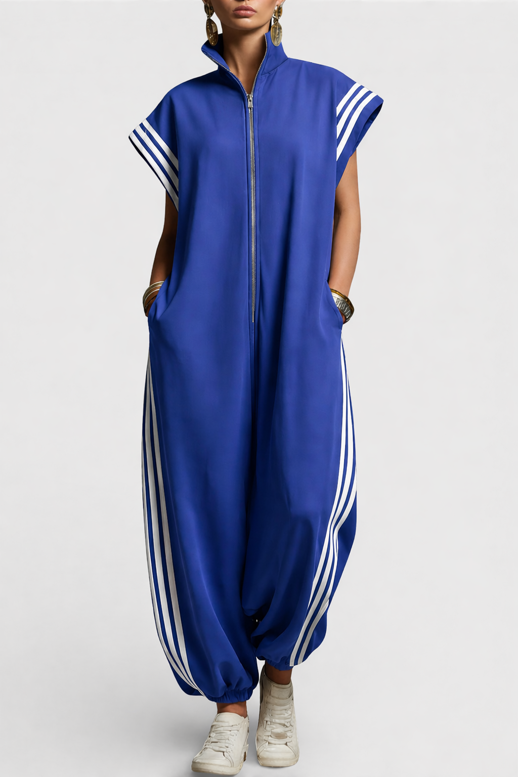 Stylish women's sleeveless jumpsuit with zip neck, perfect for versatile day-to-night wear. Modern one-piece.