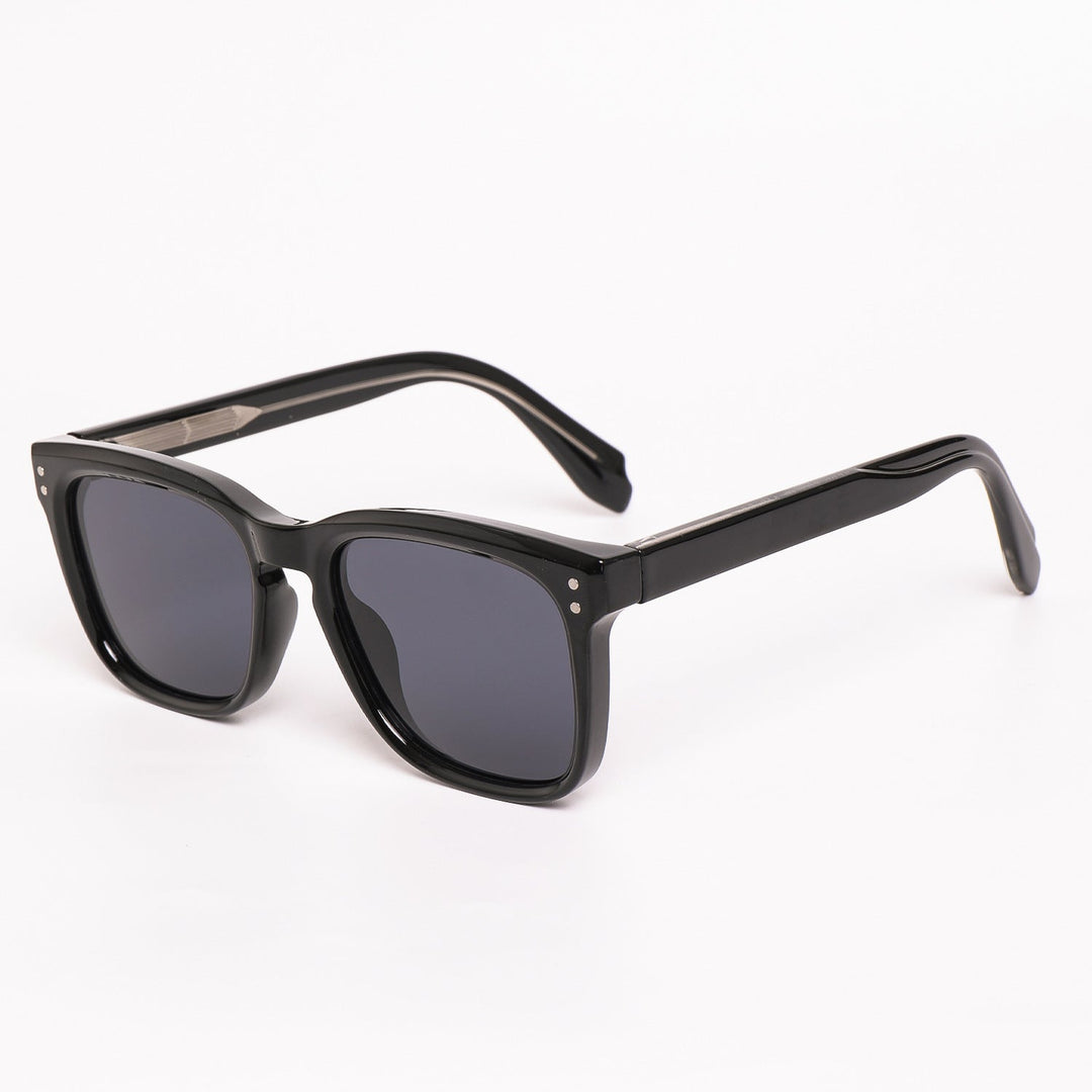 Stylish women's sunglasses with unique textured frames, offering full UV protection for fashion-forward daily wear.