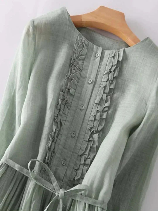 Sweet O-neck ruffle summer holiday dress for women, perfect for beach trips or elegant casual wear.