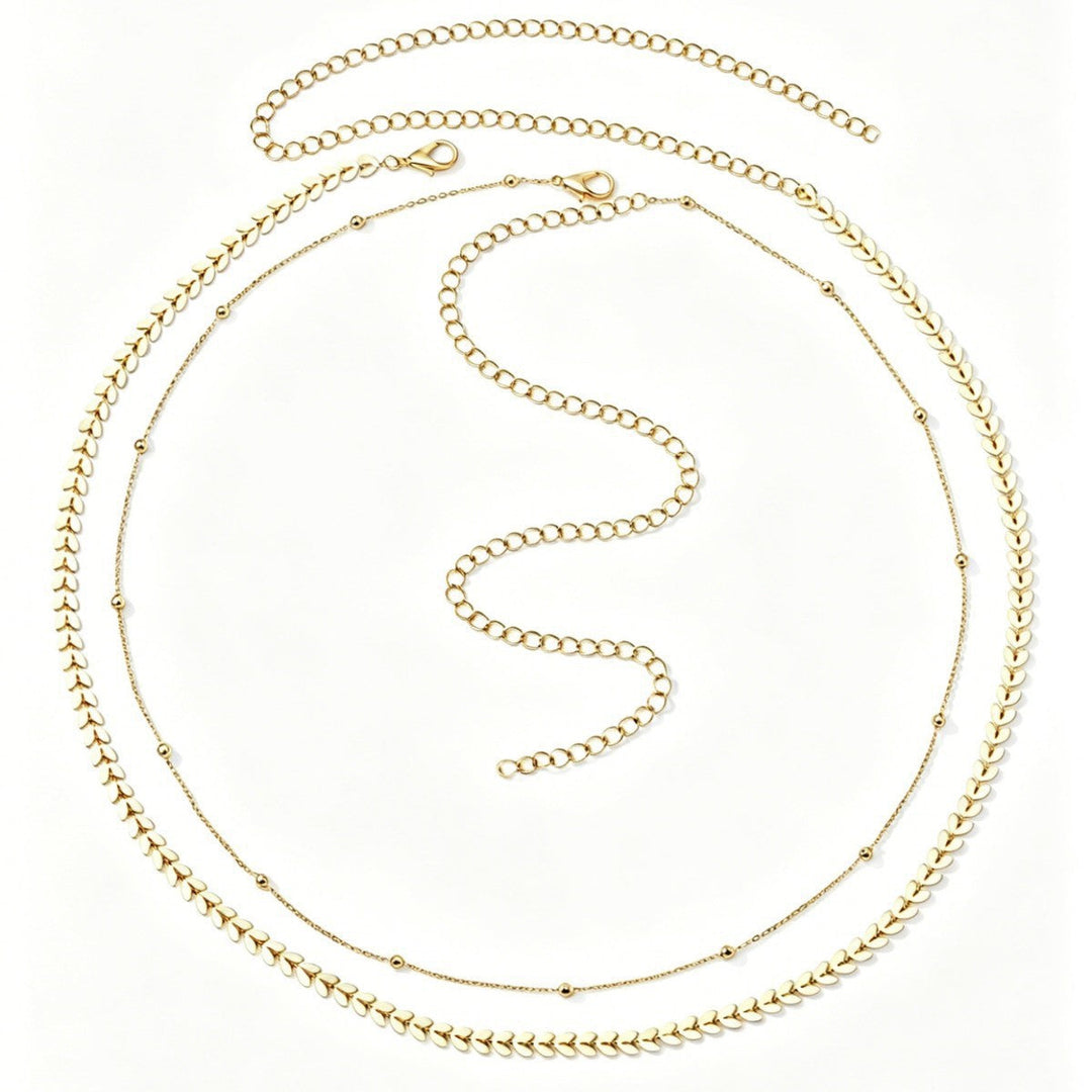 Durable metal chain wallet accessory, a trendy unisex piece ideal for streetwear, punk fashion, or daily use.