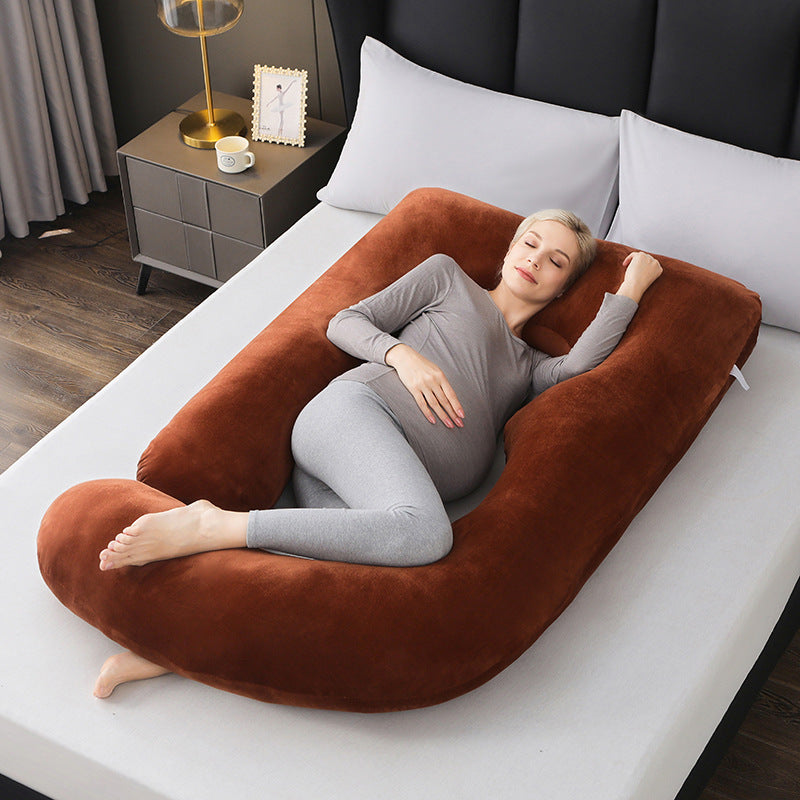 Large U-shaped pregnancy pillow offers full body support & back pain relief.