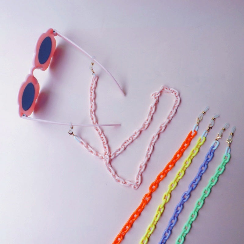 Unisex 24-inch stylish plastic eyeglass chain holder, lightweight & secure for fashion eyewear.