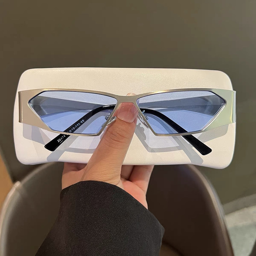 Chic gray angular frame unisex sunglasses with UV protection lenses, ideal for fashion-forward eye protection.