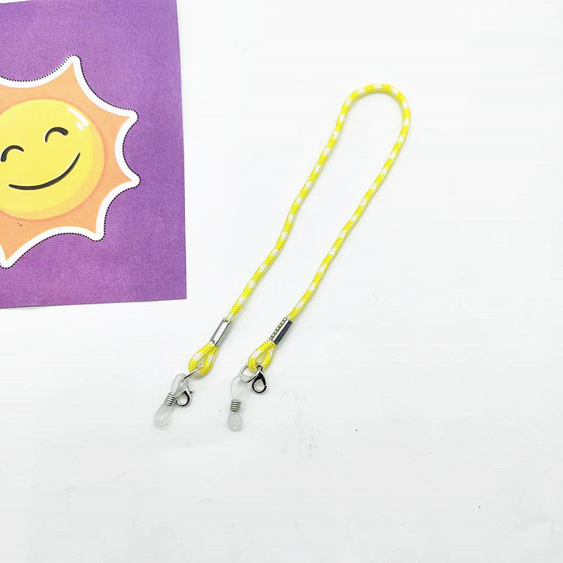 Secure eyewear holder lanyard for men & women, keeps sunglasses safe & accessible.