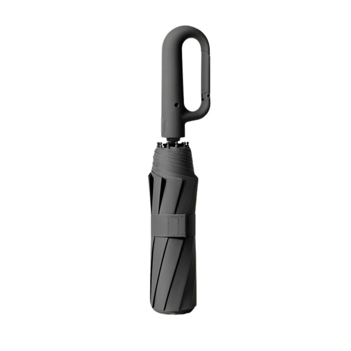 Open automatically this unisex windproof umbrella with reflective strip, perfect for rainy travel.