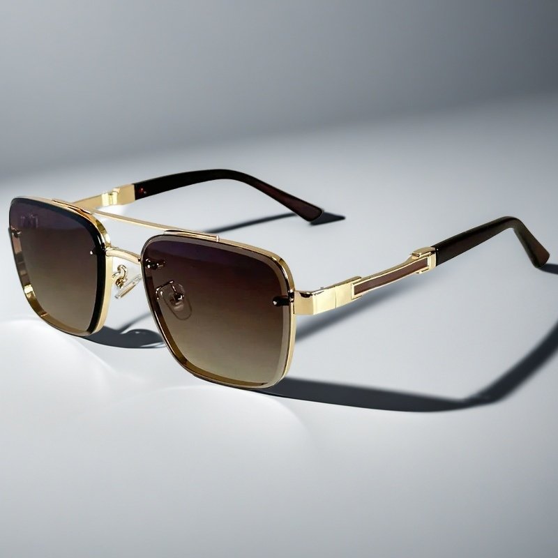 Unisex aviator square sunglasses with gold-tone metal frame & gradient lenses for stylish sun protection.