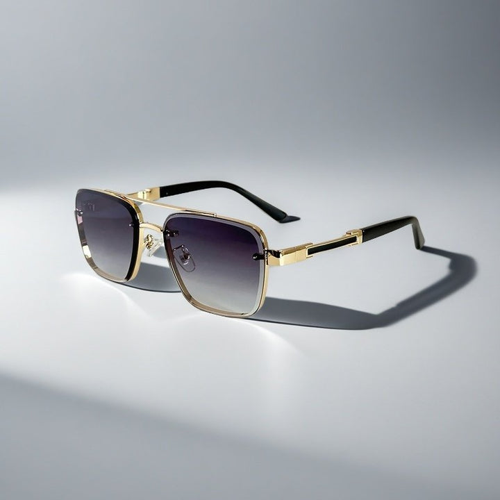 Elegant unisex aviator square sunglasses: gold-tone metal frame & gradient lenses for fashion eyewear.