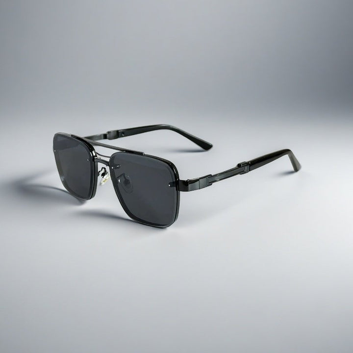 Unisex square aviator sunglasses, gold-tone metal frame, gradient lenses, ideal for daily wear.