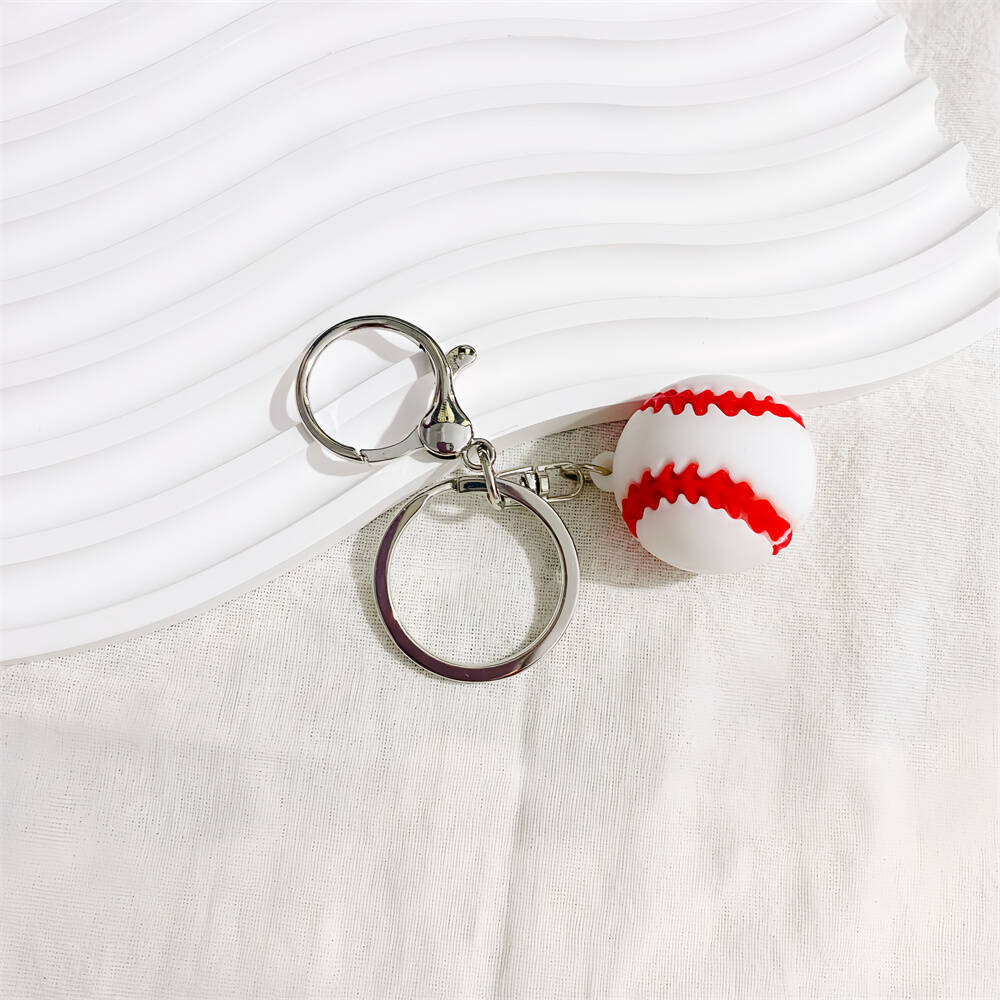 Basketball fan keychain, unisex sports accessory for keys, bags, and gifts.