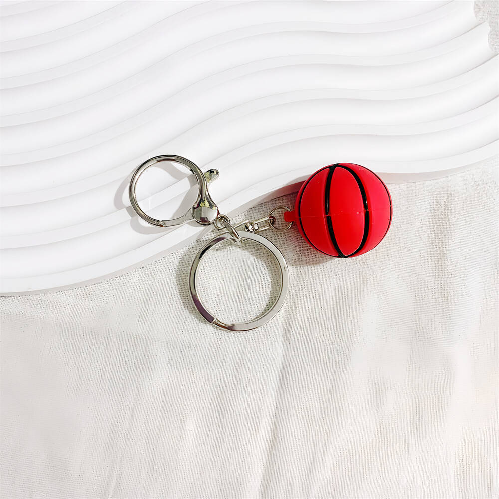 Show your team spirit with this basketball keychain for keys, bags, & gifts.