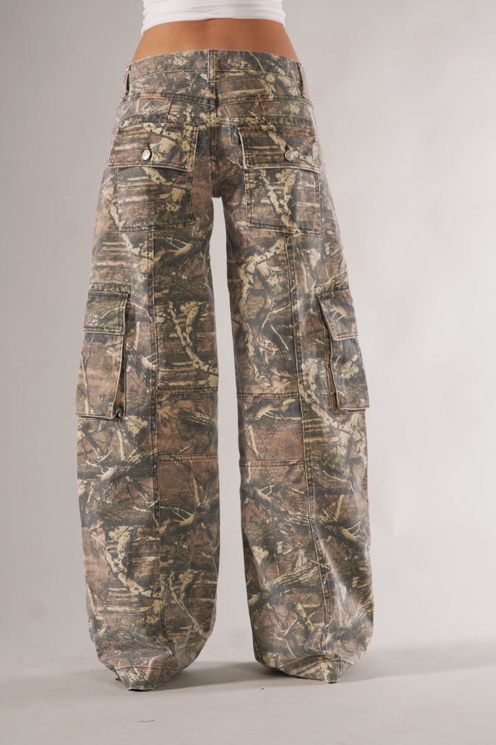 Women's tactical camo cargo pants, relaxed fit for outdoor adventures, street style, or casual comfort.