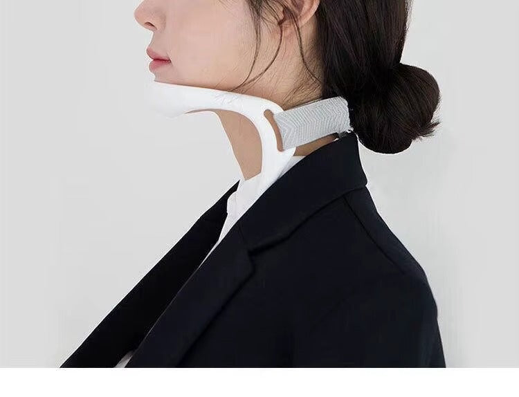 Man wearing a Unisex Cervical Collar for neck pain relief, showing ergonomic posture support & spinal alignment.