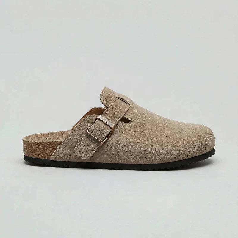 Unisex comfort clogs with adjustable buckle, perfect for casual slip-on everyday wear & foot support.