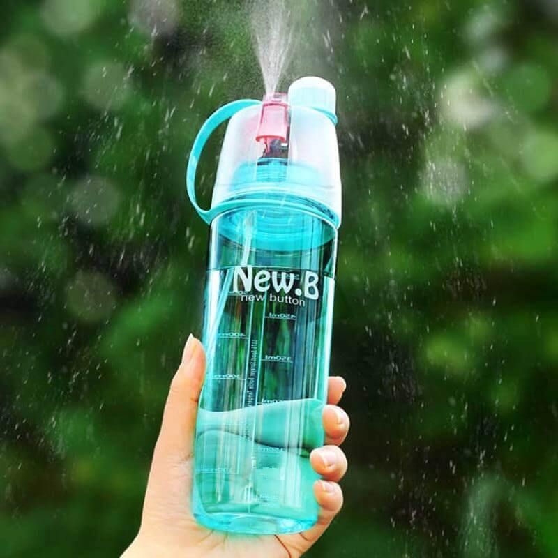 Unisex hydration bottle with cooling spray for fitness, gym, & running. Stay active & refreshed on-the-go.