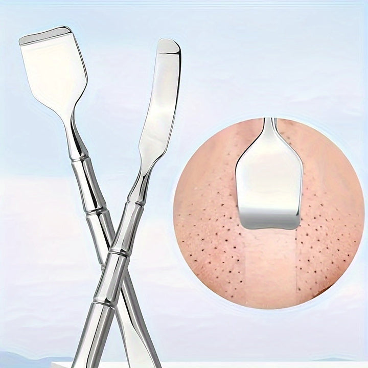 Ergonomic double blackhead tool for comfortable and efficient pore cleaning.
