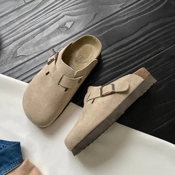 Unisex elegant beige comfort sandals for all-day summer wear. Durable casual footwear for men & women.