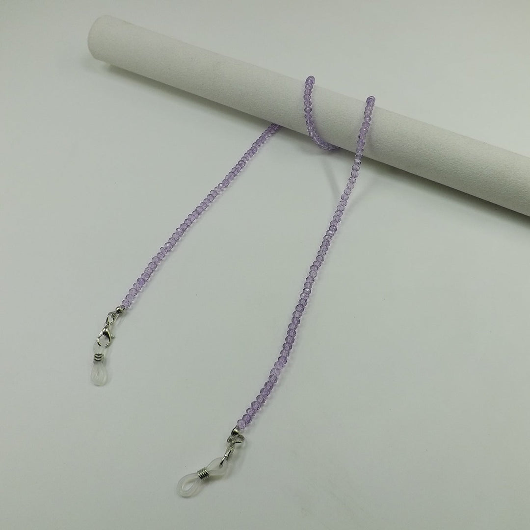Stylish glass bead necklace, can be worn alone or with spectacles.