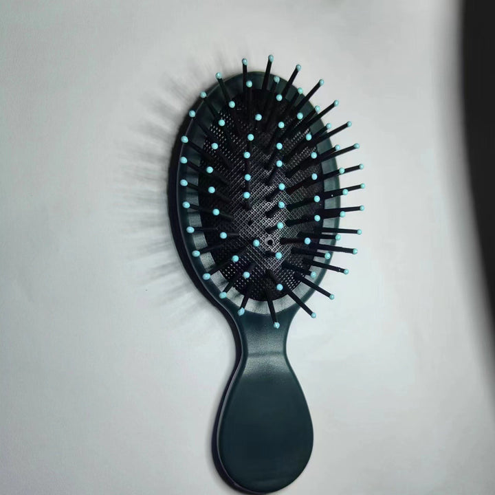 Detangling brush, unisex, anti-static for smooth, frizz-controlled hair & easy styling.