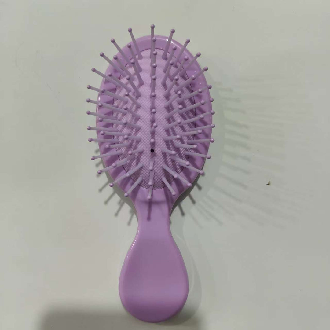Perfect for thick or fine hair, this ergonomic comb ensures gentle detangling & effortless styling.
