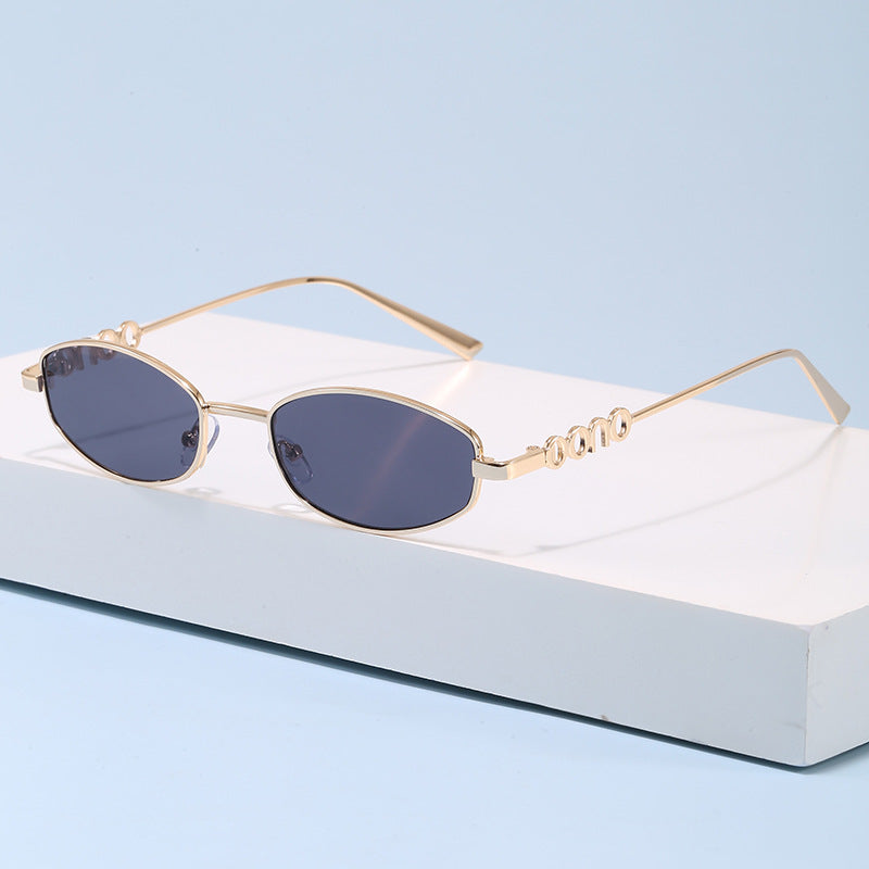 Trendy oval sunglasses, lightweight design, perfect fashion eyewear for both men & women.