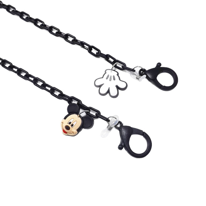 Fashion phone charm lanyard, 22-inch, a chic phone holder for secure, hands-free smartphone use.