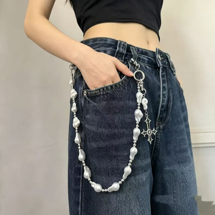 Elegant unisex belt clip accessory. Versatile design functions as a key holder, bag charm, or secure everyday style accent.