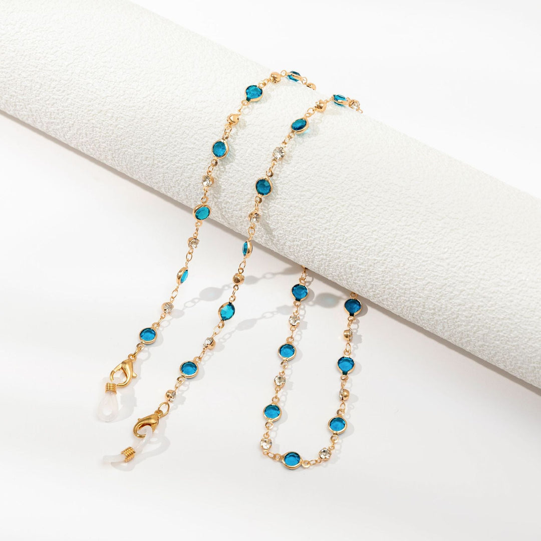 Sleek silver-tone sunglasses chain, minimalist yet decorative fashion accessory for glasses.